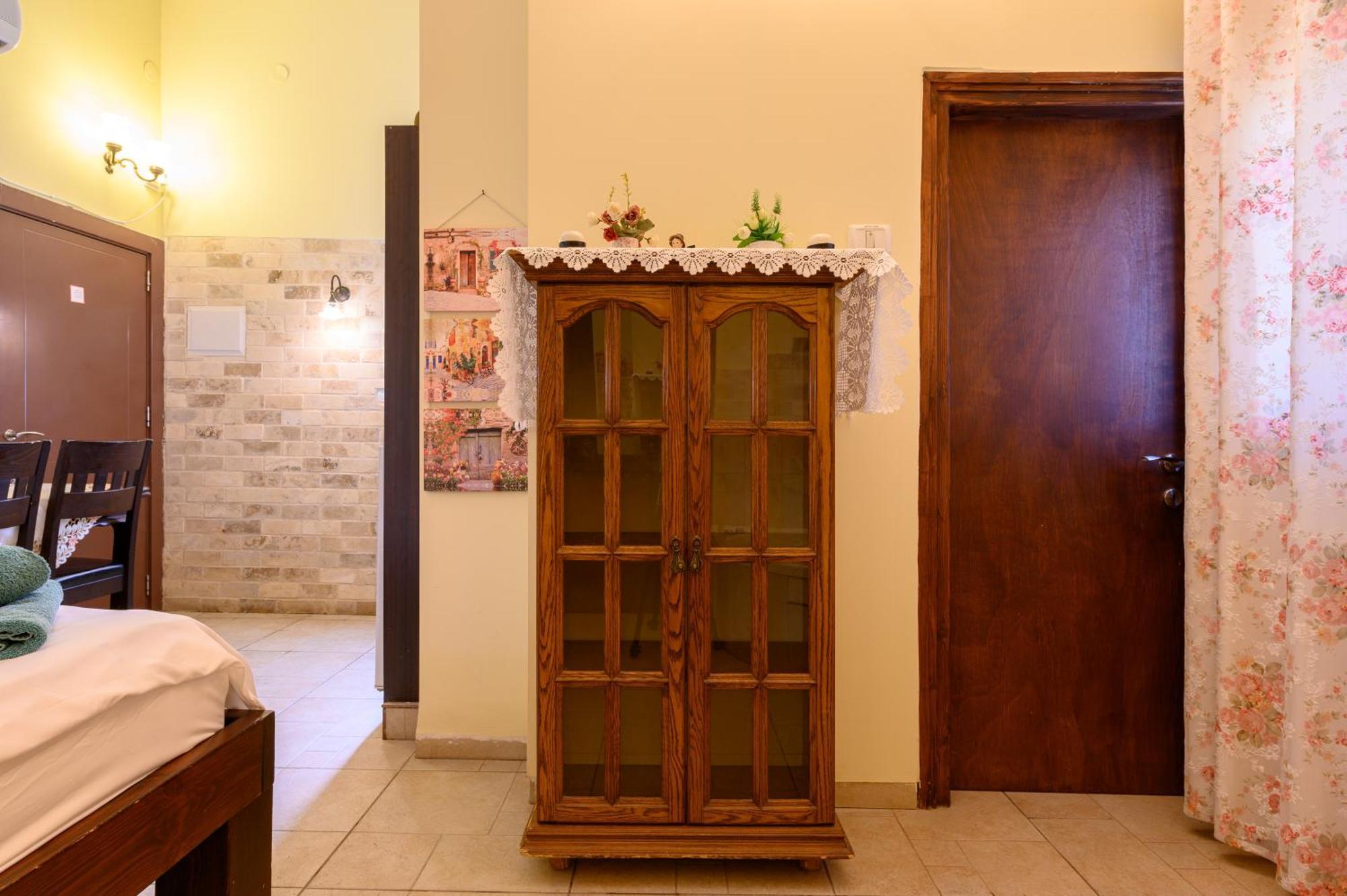 My Place In The Colony Zikhron Ya'akov Exterior photo